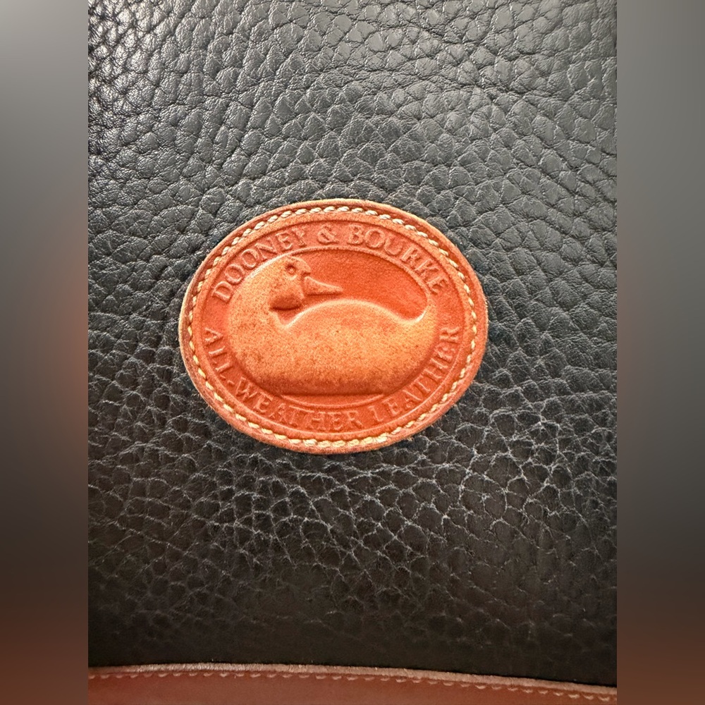 Dooney & Bourke All Weather Leather Small Essex Satchel Black & British Tan R26 - Picture 17 of 17